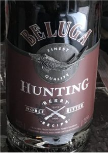 rượu vodka beluga hunting berry