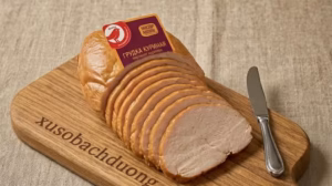 Lườn ngỗng hun khói Nga Auchan Lát thịt lườn ngỗng hun khói Nga màu hồng tươi hấp dẫn