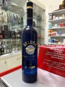 Rượu Vodka Beluga Transatlantic Racing Navy Blue 700ml