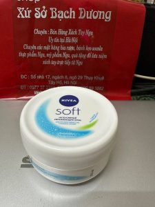 kem dưỡng ẩm Nivea Soft 200ml của Nga