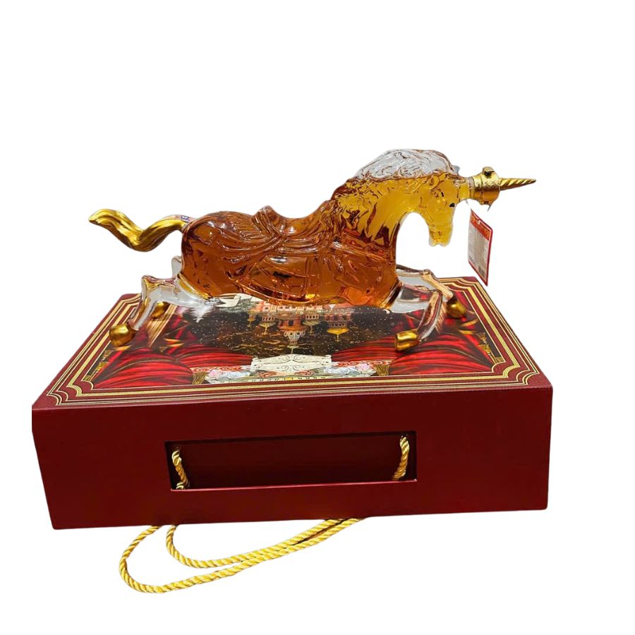 Rượu Ngựa thủy tinh Nga 1 lít